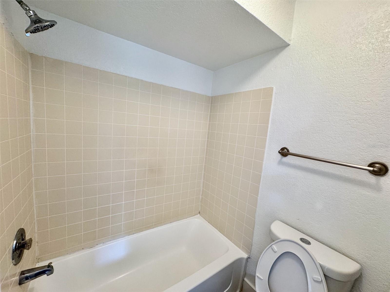 5144 CONROY RD #1028, ORLANDO, FL, 32811