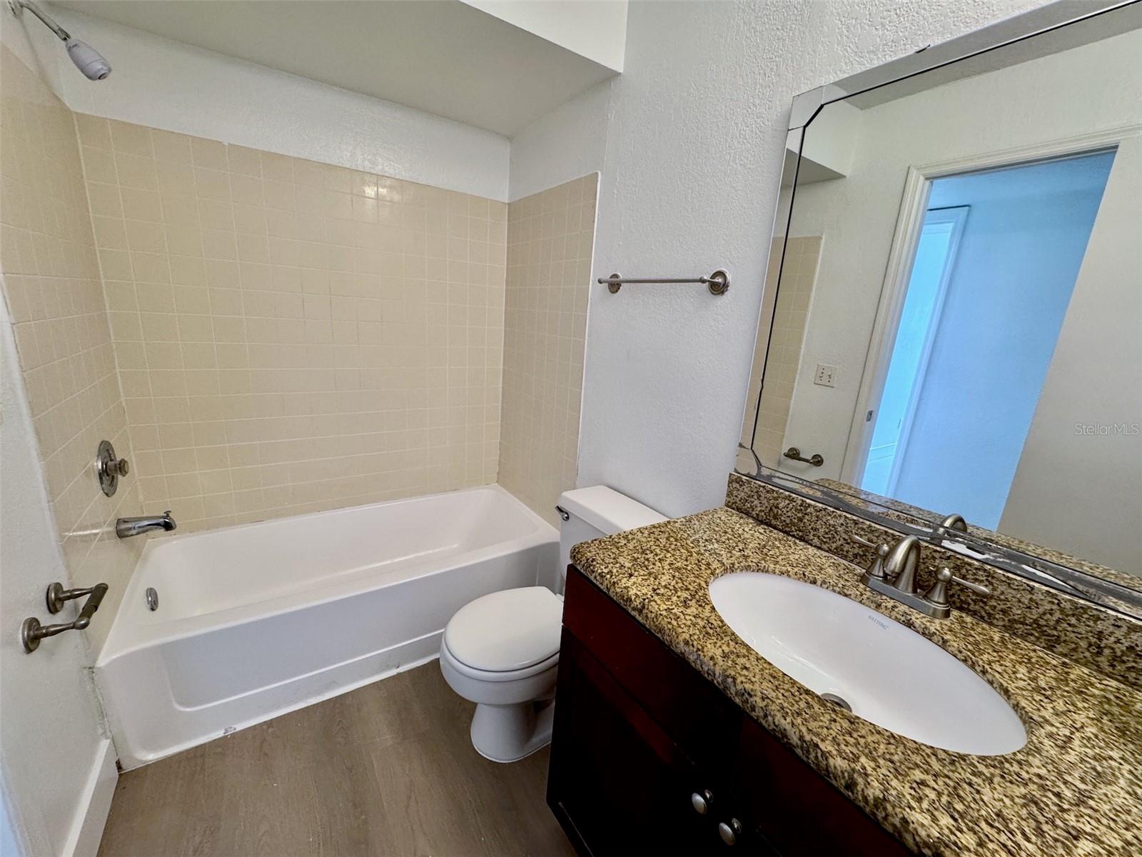 5144 CONROY RD #1028, ORLANDO, FL, 32811