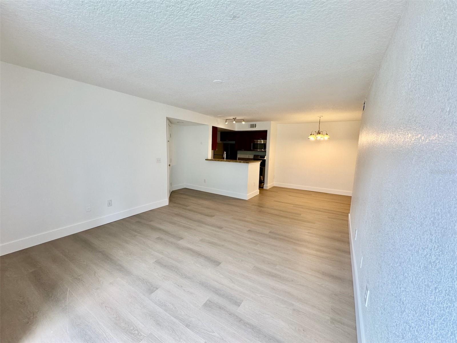 5144 CONROY RD #1028, ORLANDO, FL, 32811