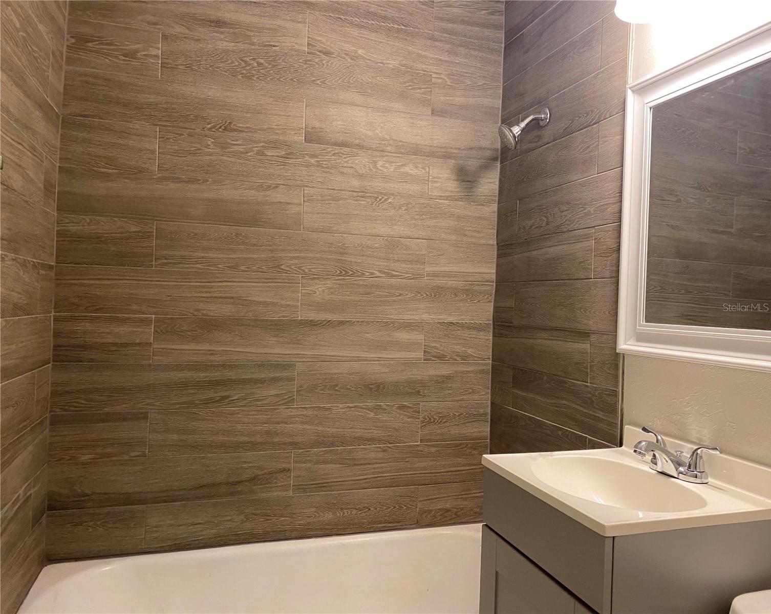 430 NE 9TH AVE, OCALA, FL, 34470