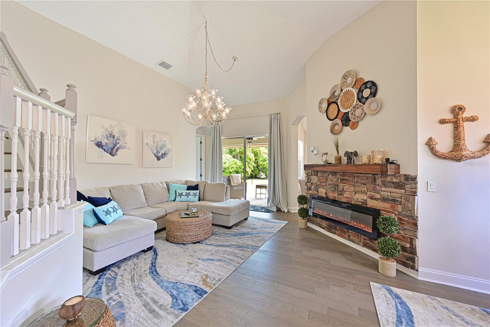 211 DAHLIA CT, BRADENTON, FL, 34212