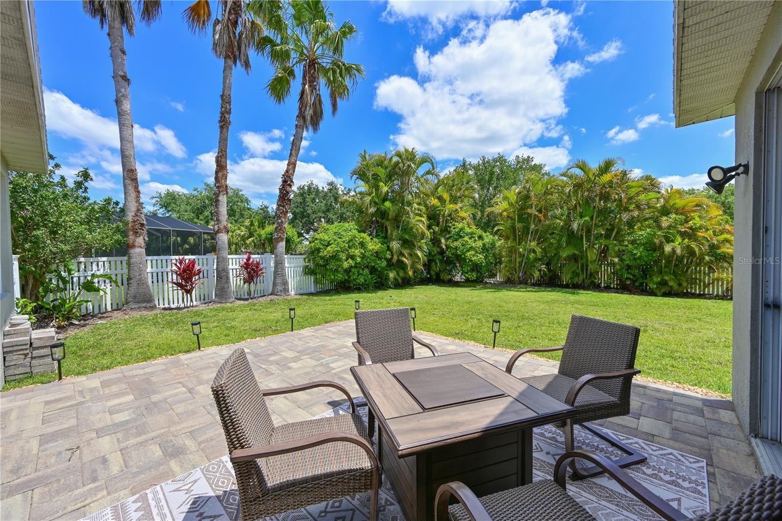 211 DAHLIA CT, BRADENTON, FL, 34212