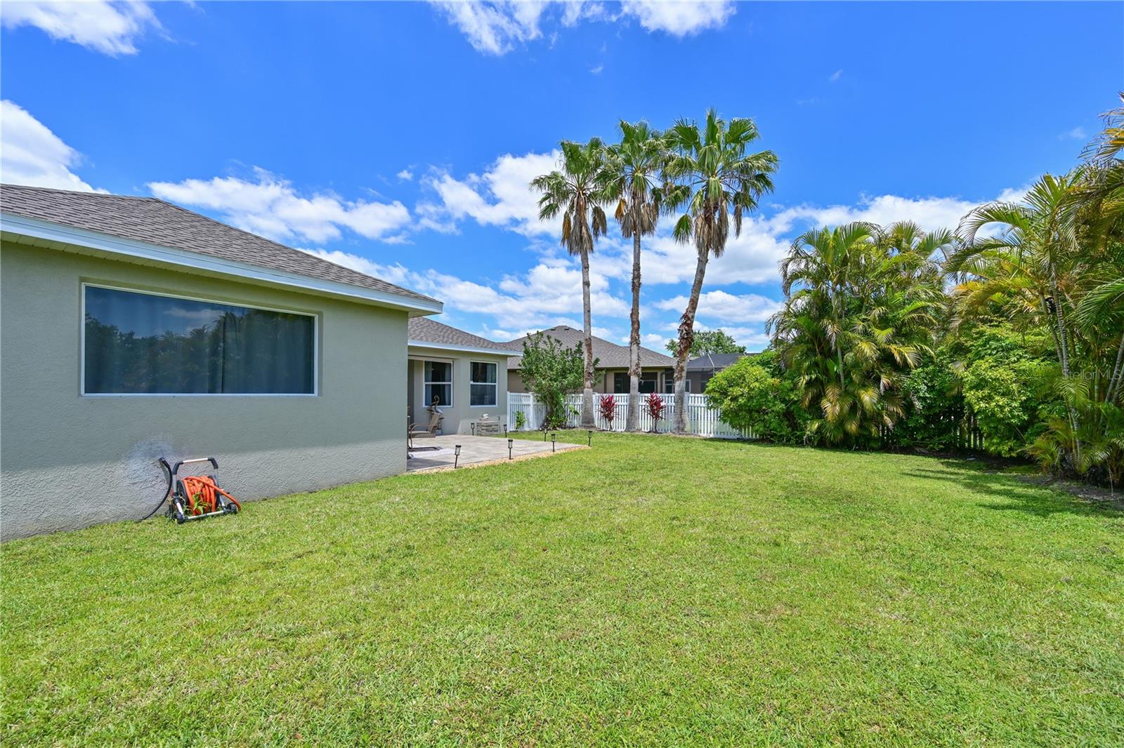 211 DAHLIA CT, BRADENTON, FL, 34212