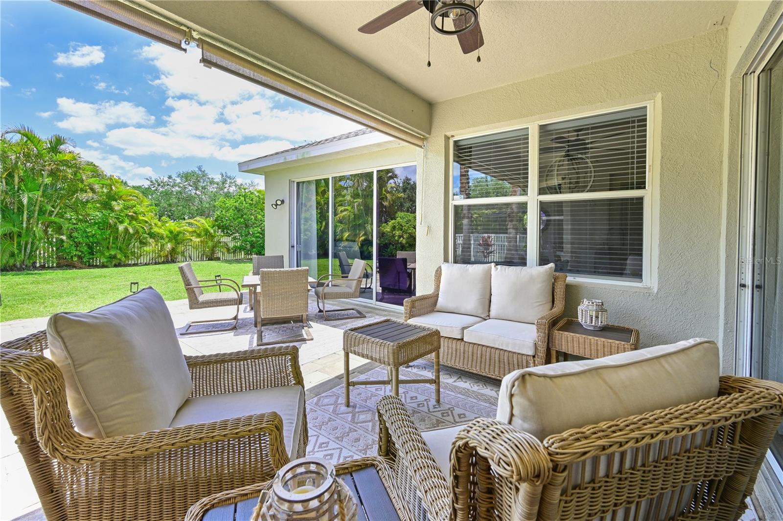 211 DAHLIA CT, BRADENTON, FL, 34212