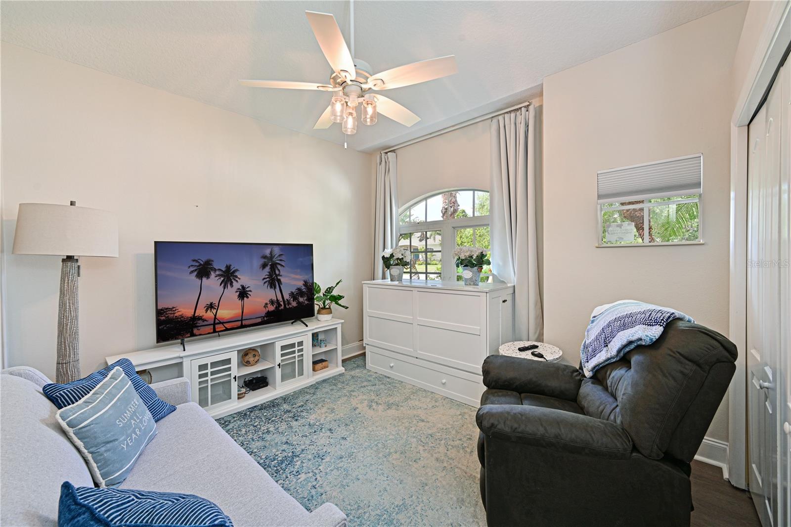 211 DAHLIA CT, BRADENTON, FL, 34212