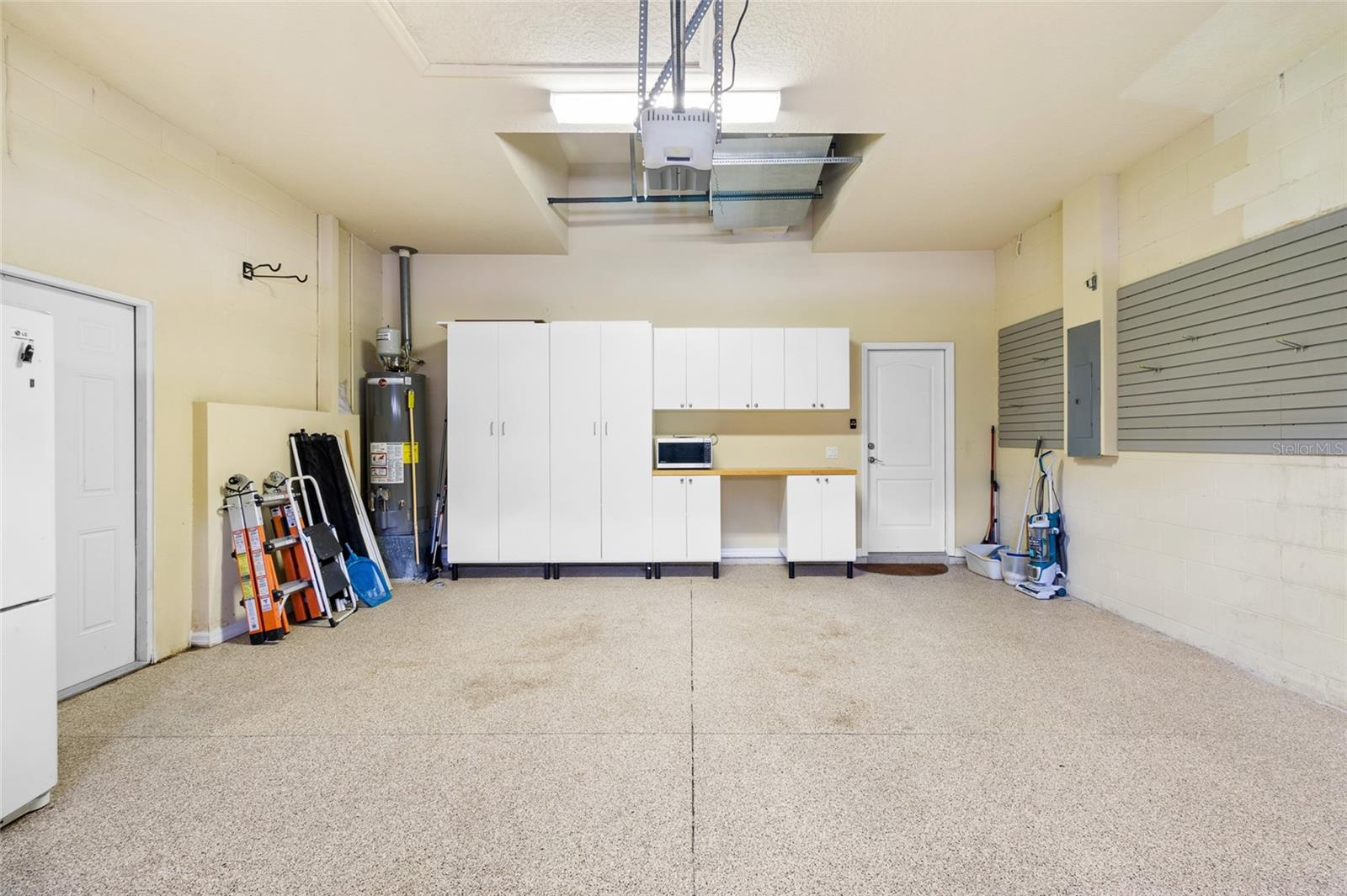 9514 GREENPOINTE DR, TAMPA, FL, 33626