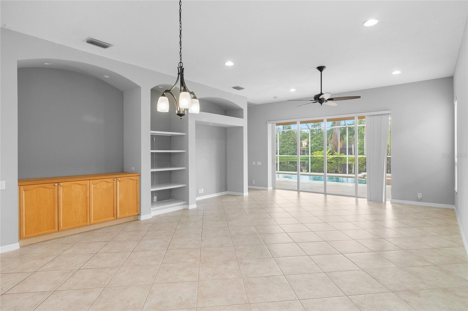 9514 GREENPOINTE DR, TAMPA, FL, 33626