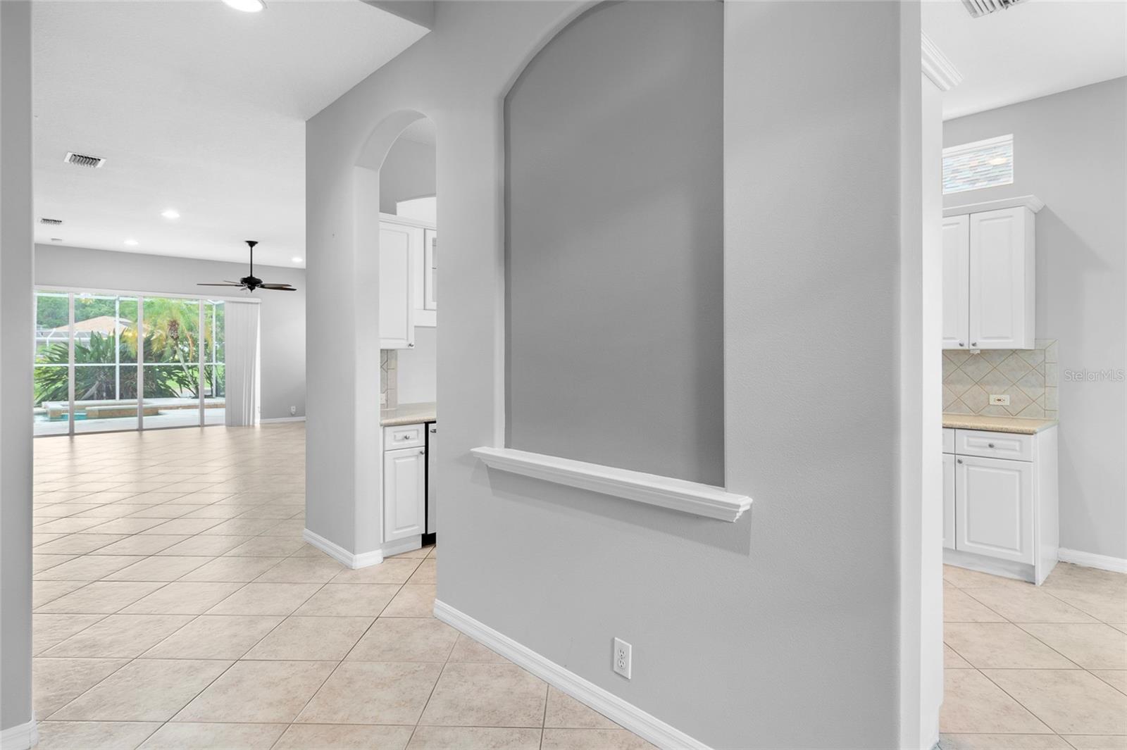 9514 GREENPOINTE DR, TAMPA, FL, 33626