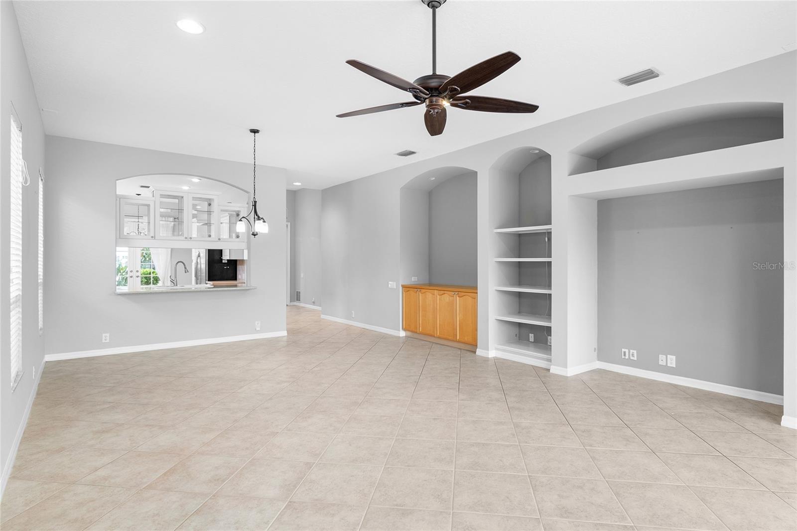 9514 GREENPOINTE DR, TAMPA, FL, 33626