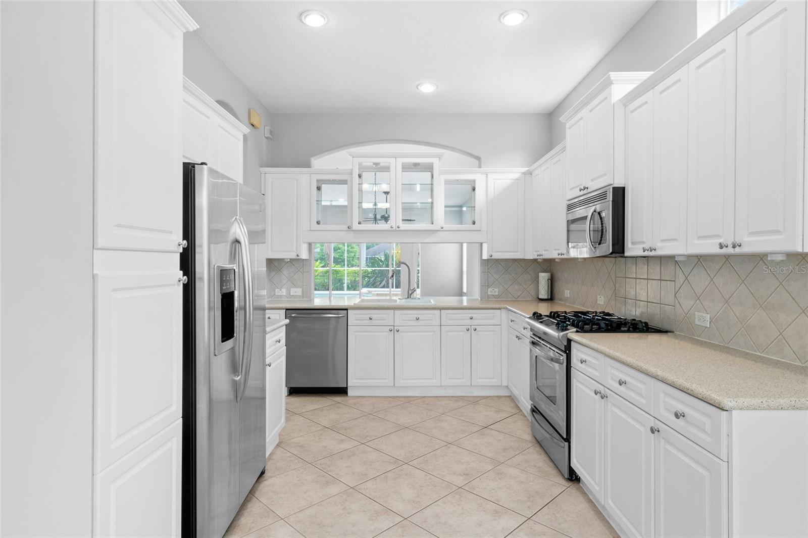 9514 GREENPOINTE DR, TAMPA, FL, 33626