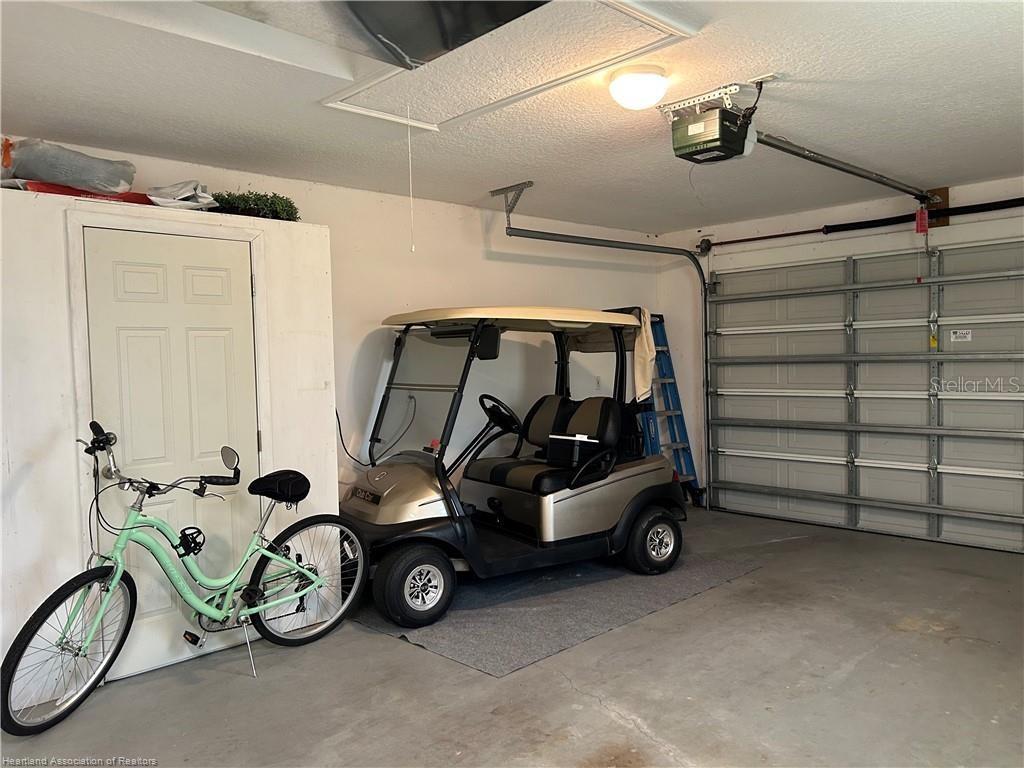 84 CLUBHOUSE LN, SEBRING, FL, 33876