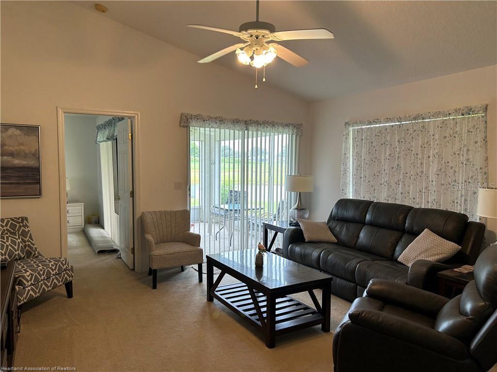 84 CLUBHOUSE LN, SEBRING, FL, 33876