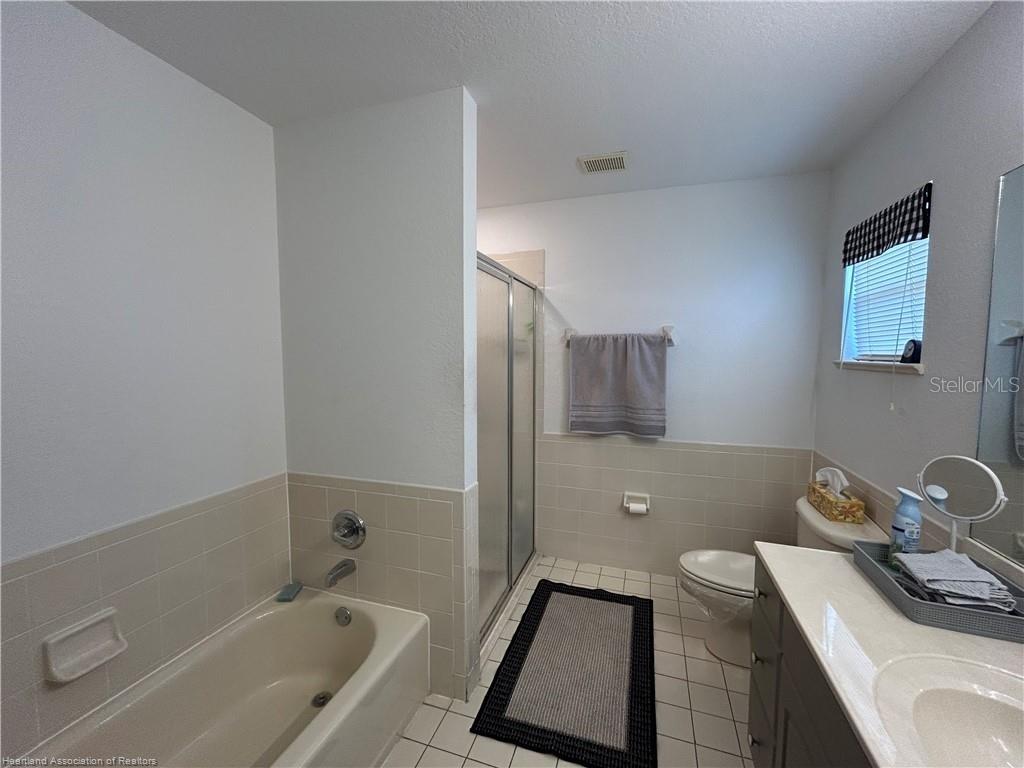 84 CLUBHOUSE LN, SEBRING, FL, 33876