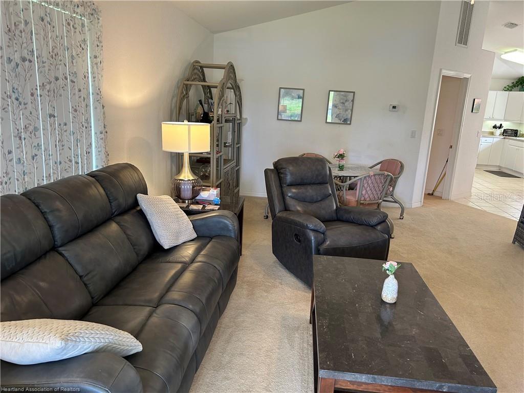 84 CLUBHOUSE LN, SEBRING, FL, 33876