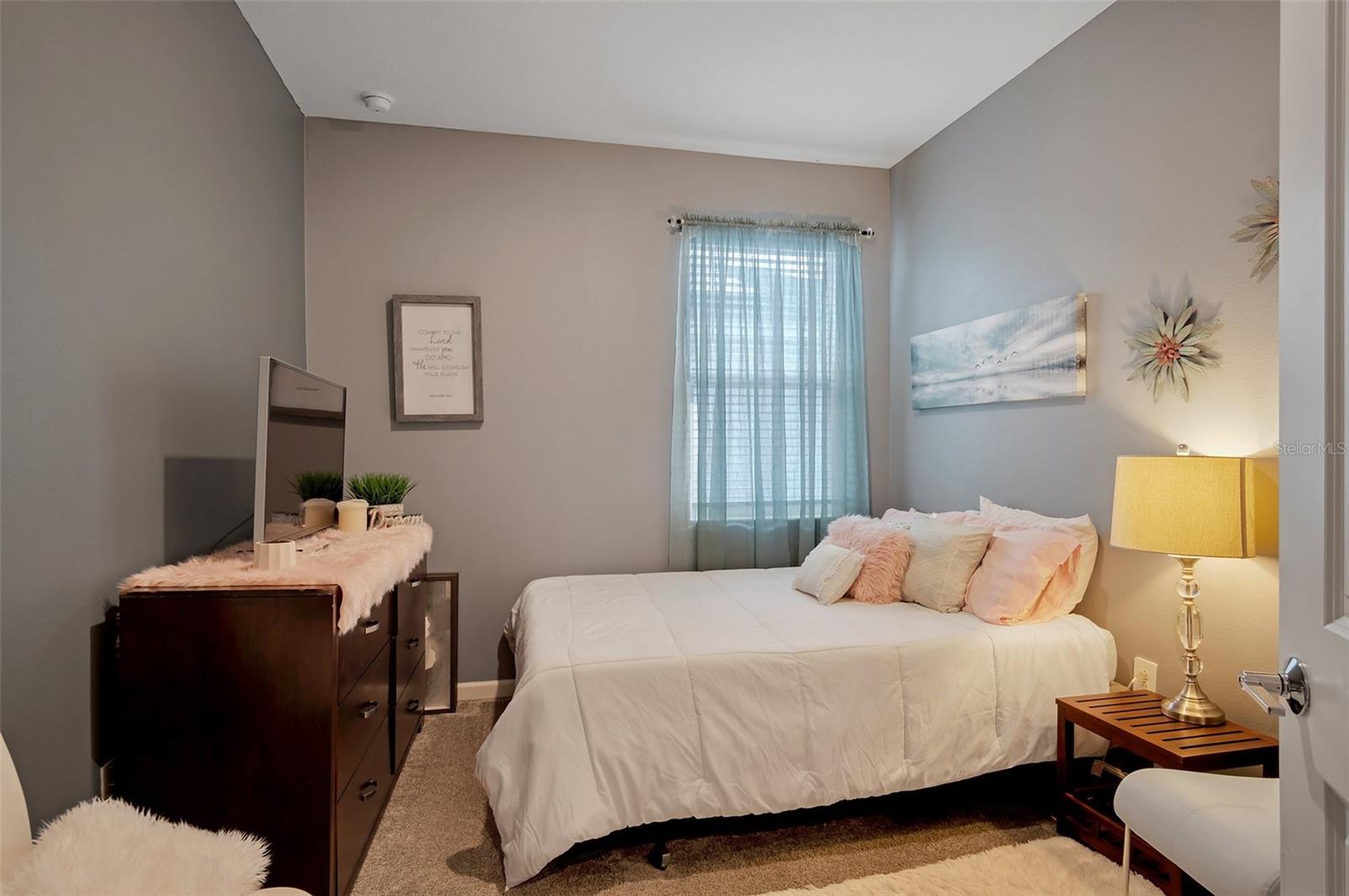 6992 DILLY LAKE AVE, GROVELAND, FL, 34736