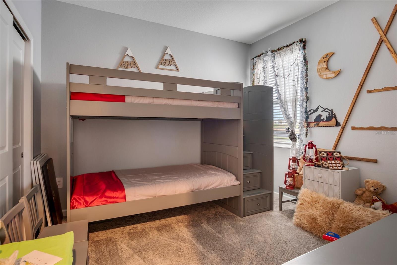 6992 DILLY LAKE AVE, GROVELAND, FL, 34736