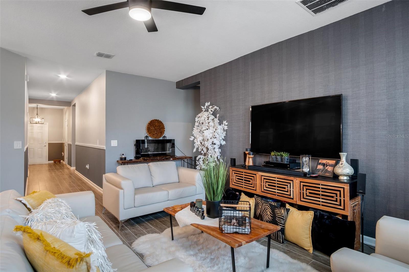 6992 DILLY LAKE AVE, GROVELAND, FL, 34736