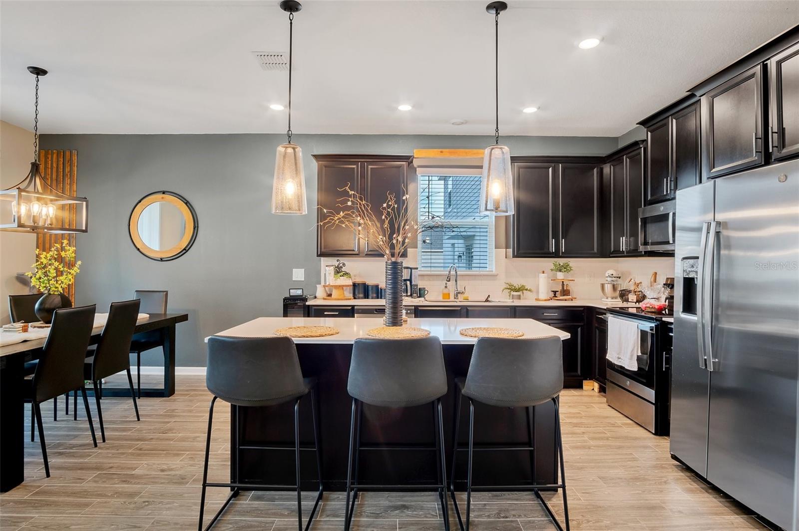 6992 DILLY LAKE AVE, GROVELAND, FL, 34736