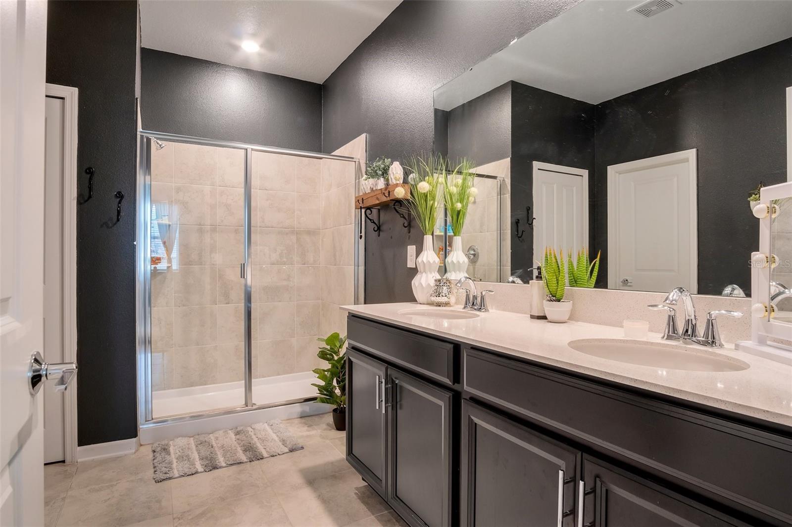 6992 DILLY LAKE AVE, GROVELAND, FL, 34736