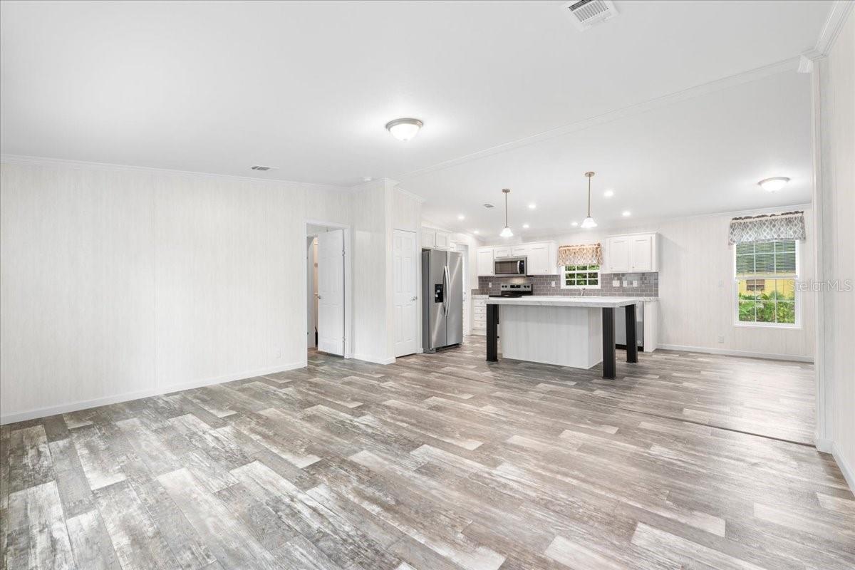 2463 WILDWOOD DR, MIMS, FL, 32754