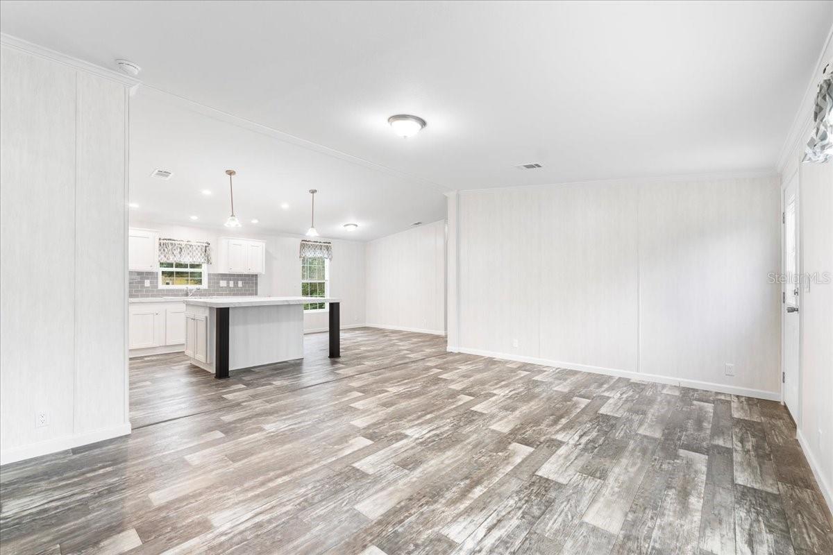 2463 WILDWOOD DR, MIMS, FL, 32754