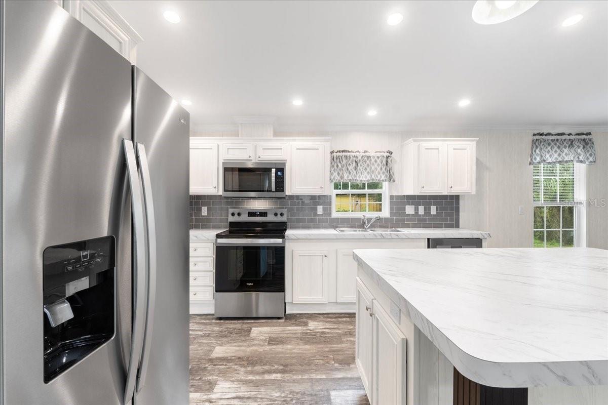 2463 WILDWOOD DR, MIMS, FL, 32754