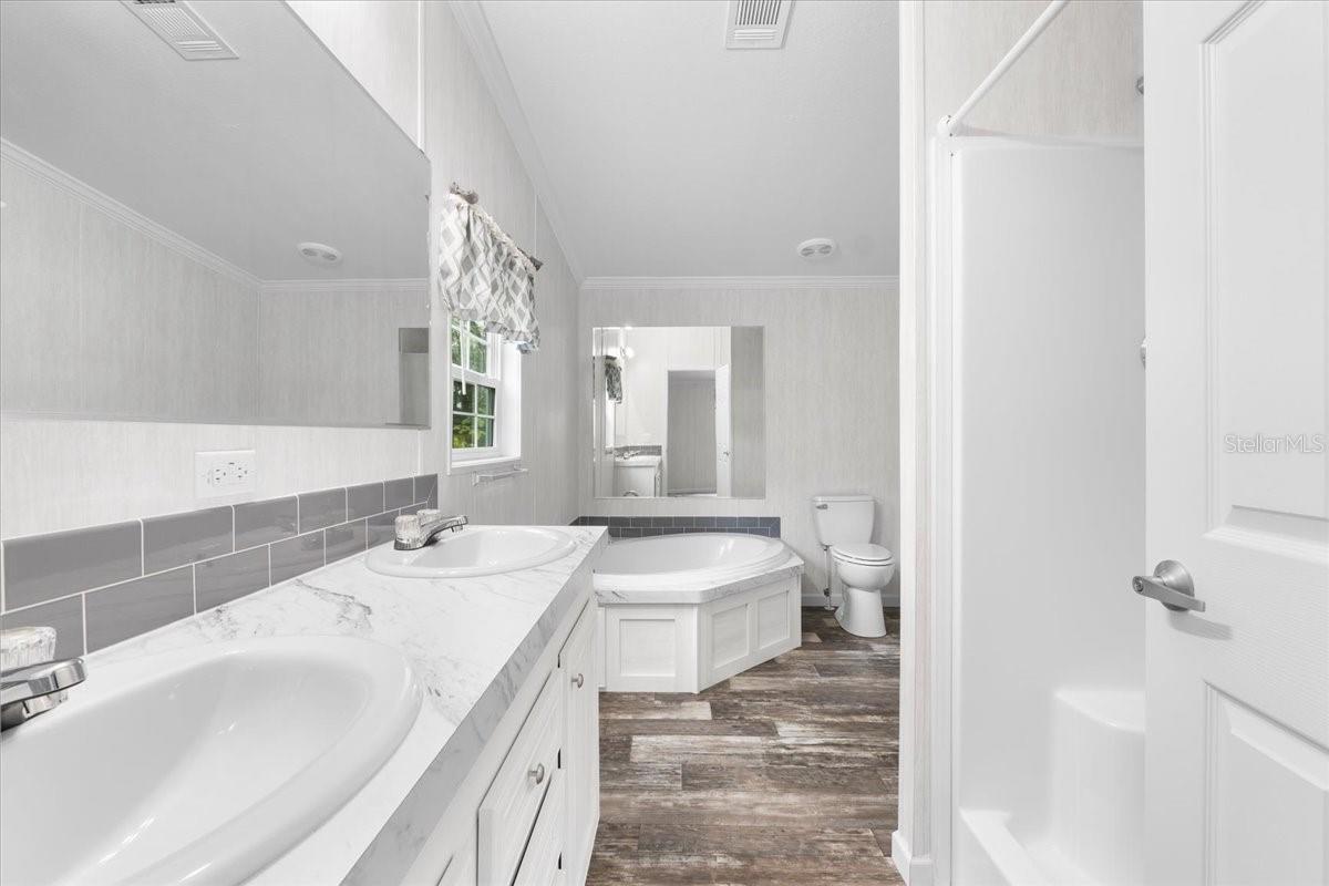 2463 WILDWOOD DR, MIMS, FL, 32754