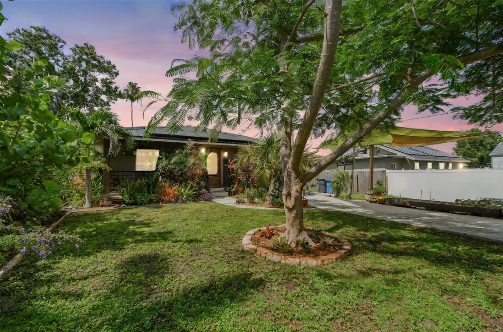 2504 42ND AVE N, ST PETERSBURG, FL, 33714