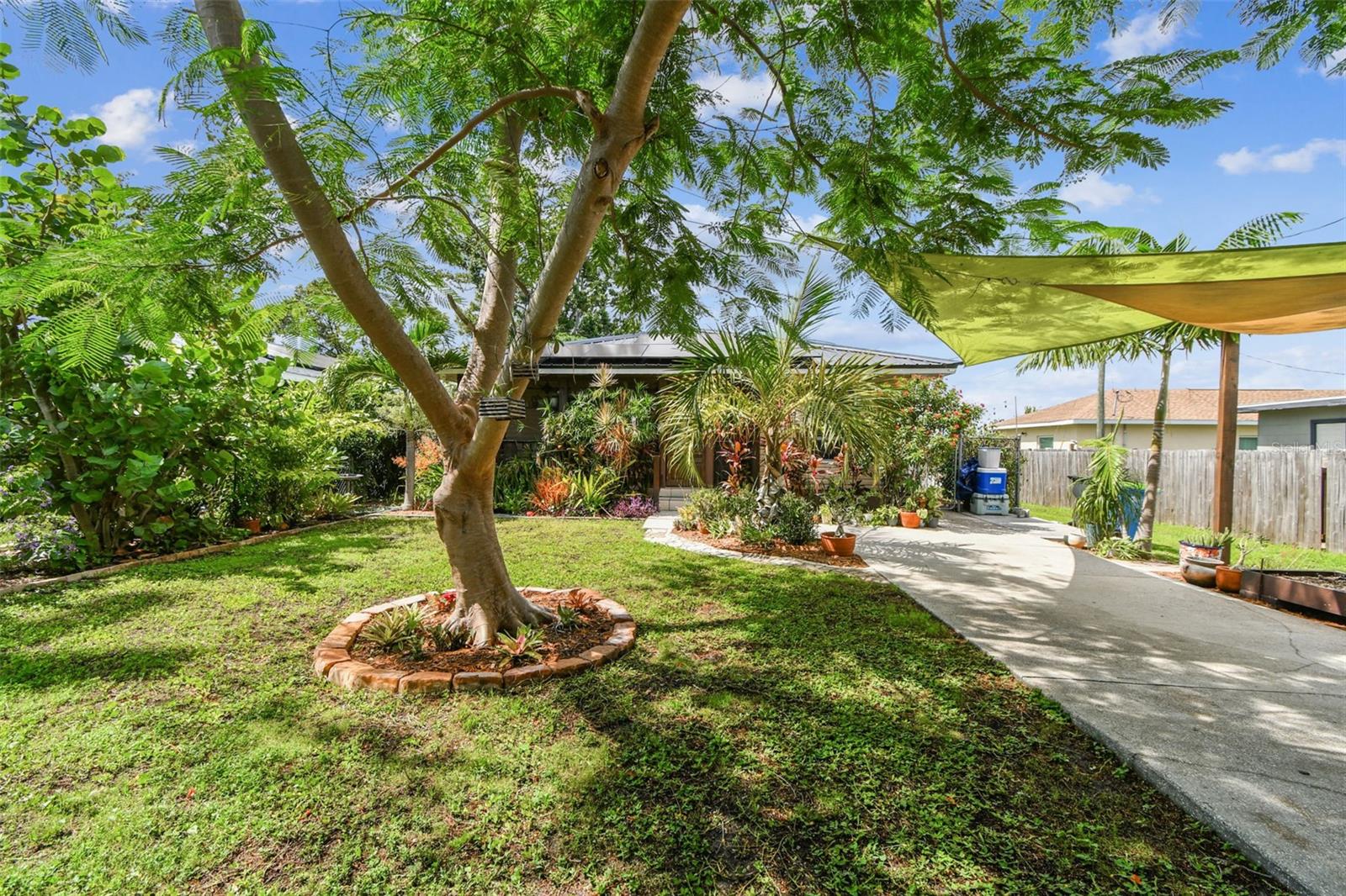 2504 42ND AVE N, ST PETERSBURG, FL, 33714