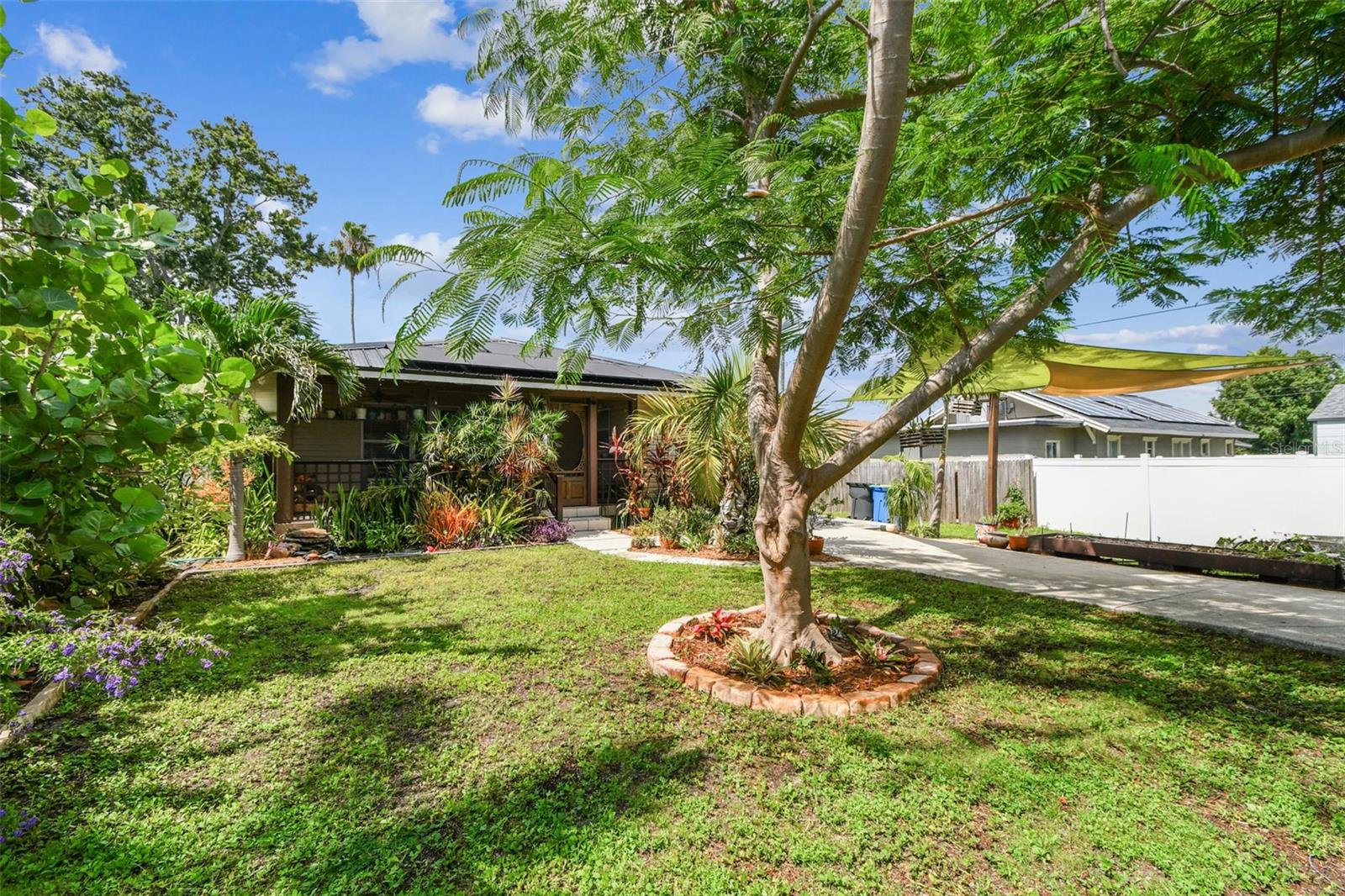 2504 42ND AVE N, ST PETERSBURG, FL, 33714