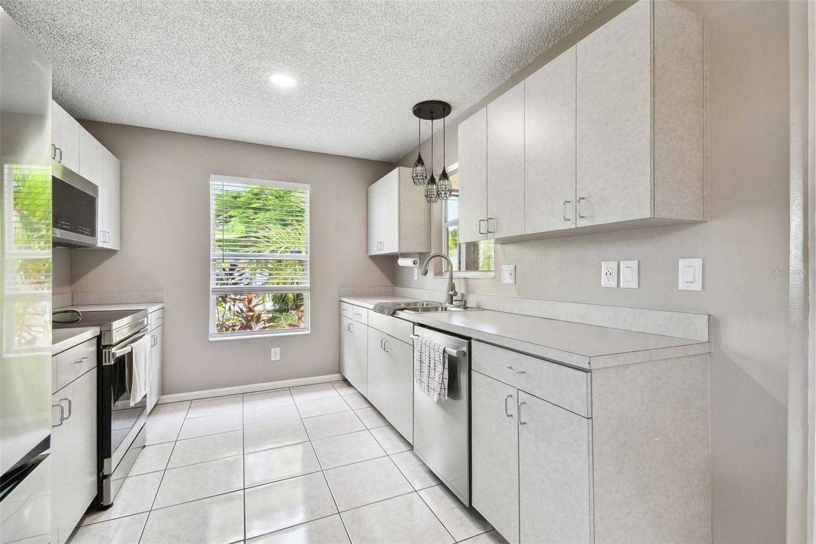 2504 42ND AVE N, ST PETERSBURG, FL, 33714