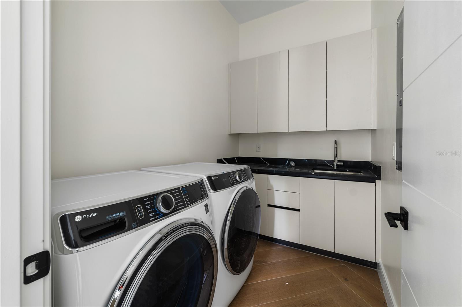 403 PARK BLVD, OLDSMAR, FL, 34677