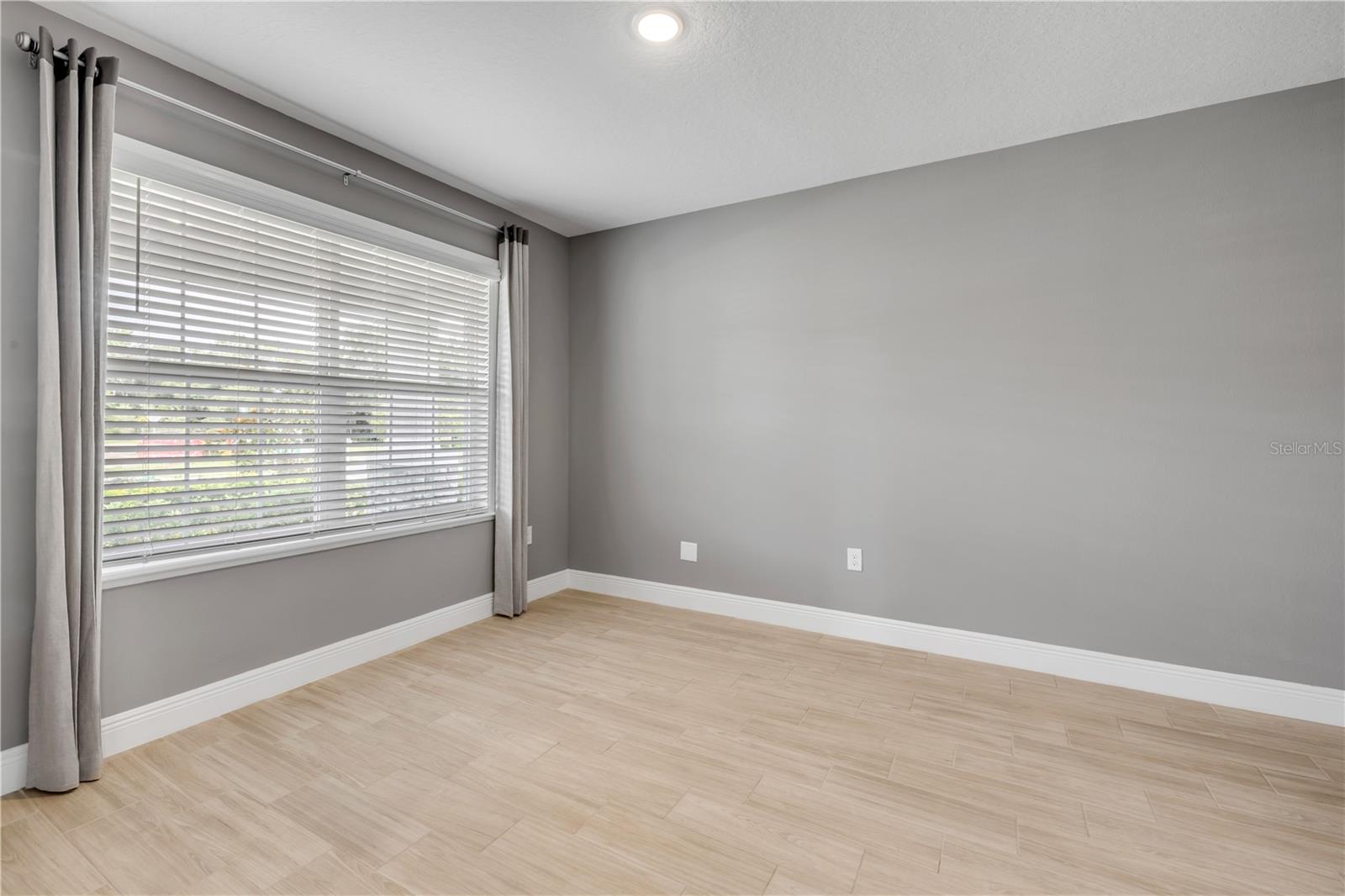 2211 ELEGANT MANOR CIR, EDGEWATER, FL, 32141