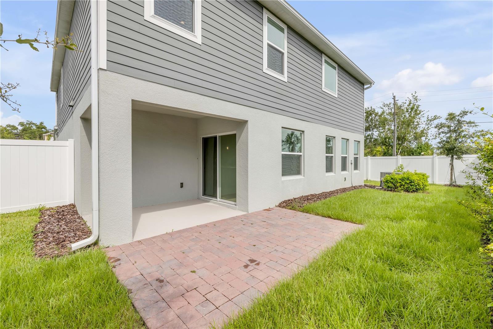 2211 ELEGANT MANOR CIR, EDGEWATER, FL, 32141