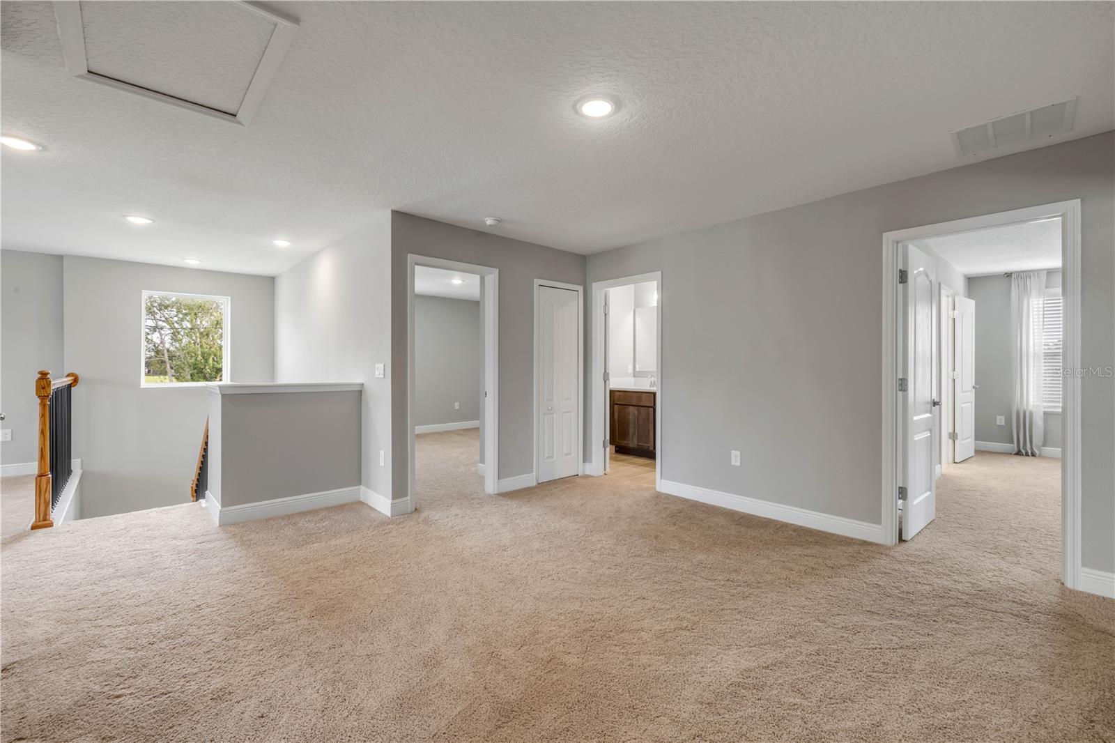 2211 ELEGANT MANOR CIR, EDGEWATER, FL, 32141