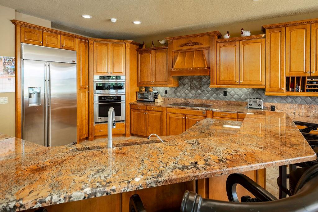 TB8407156 Property Photo