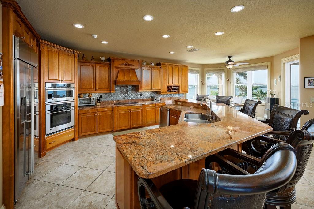 TB8407156 Property Photo