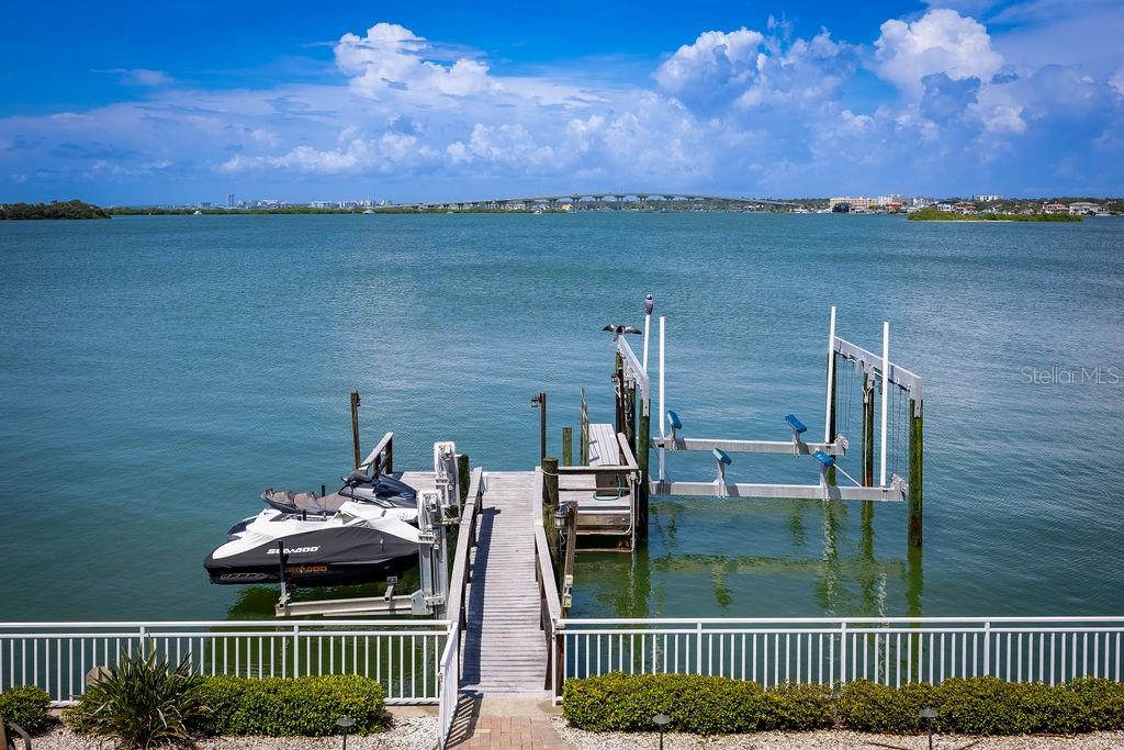 TB8407156 Property Photo