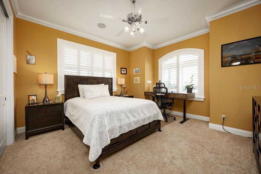 TB8407156 Property Photo