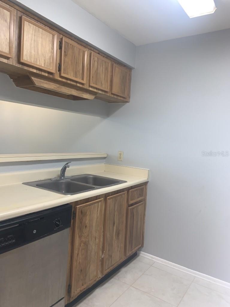 14312 HANGING MOSS CIR #101, TAMPA, FL, 33613