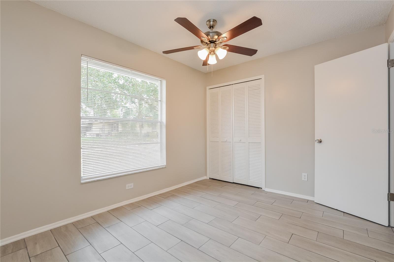 908 E NORMANDY BLVD, DELTONA, FL, 32725