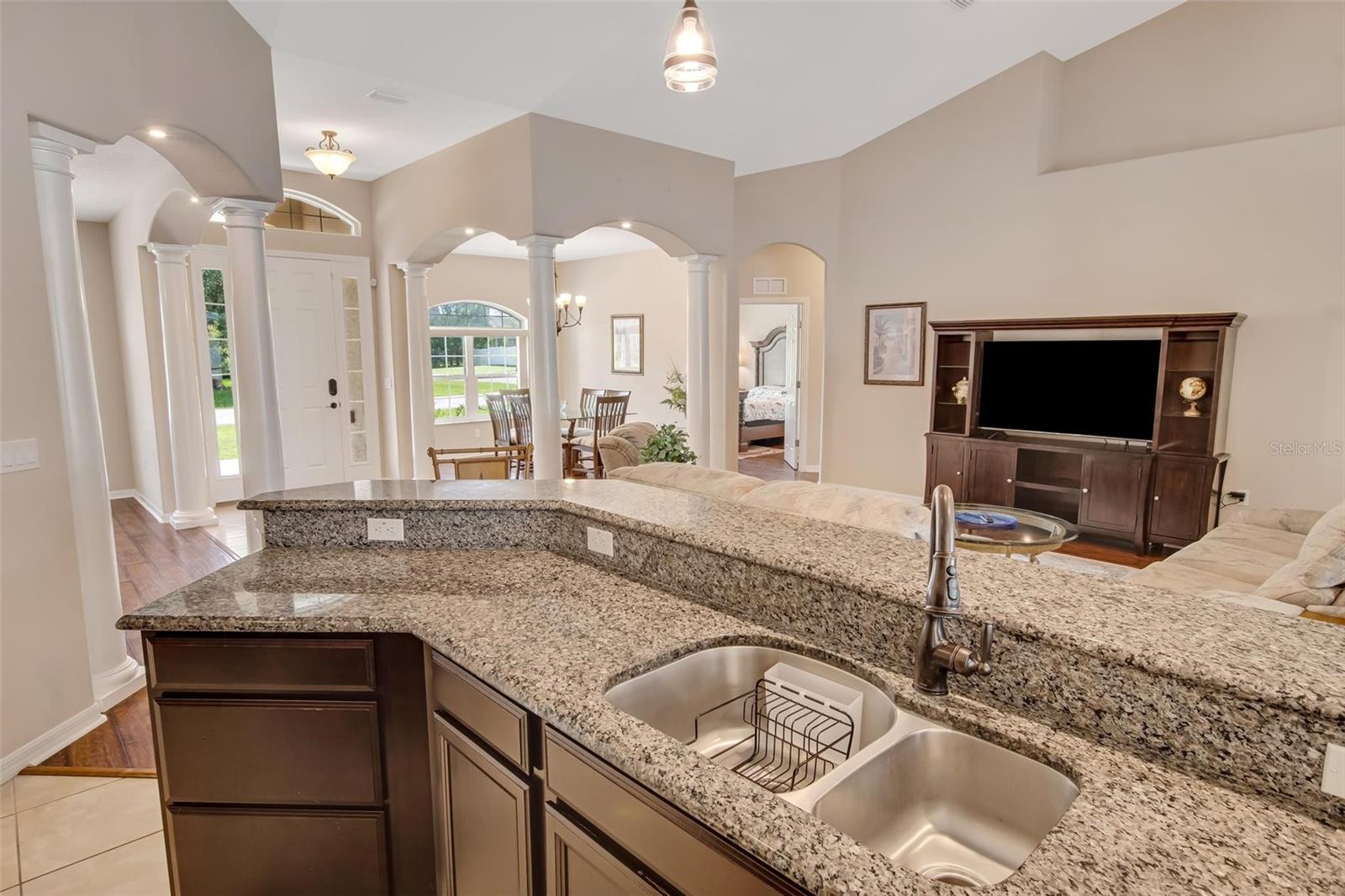 1 WAVERING PL, PALM COAST, FL, 32164