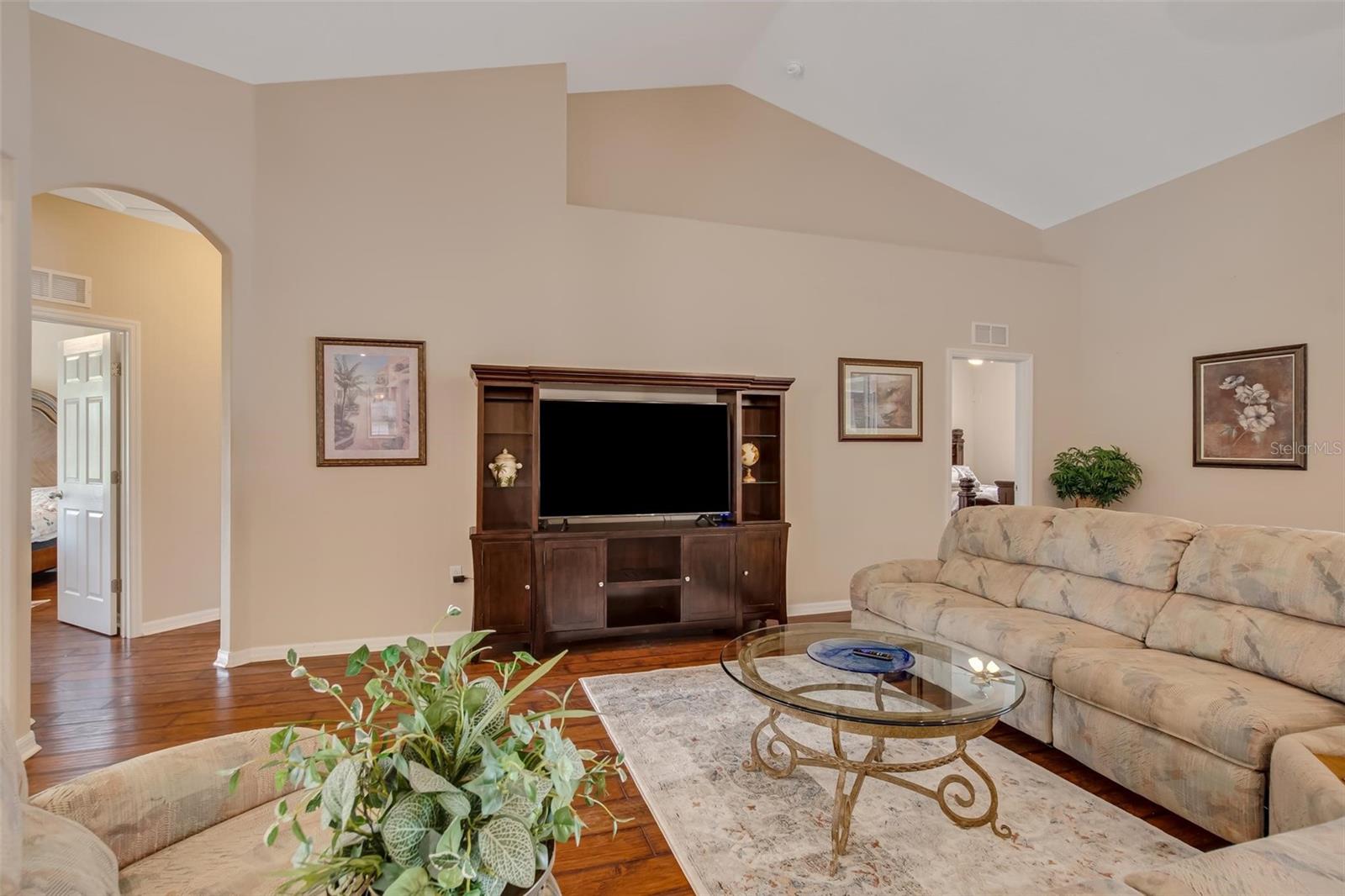 1 WAVERING PL, PALM COAST, FL, 32164