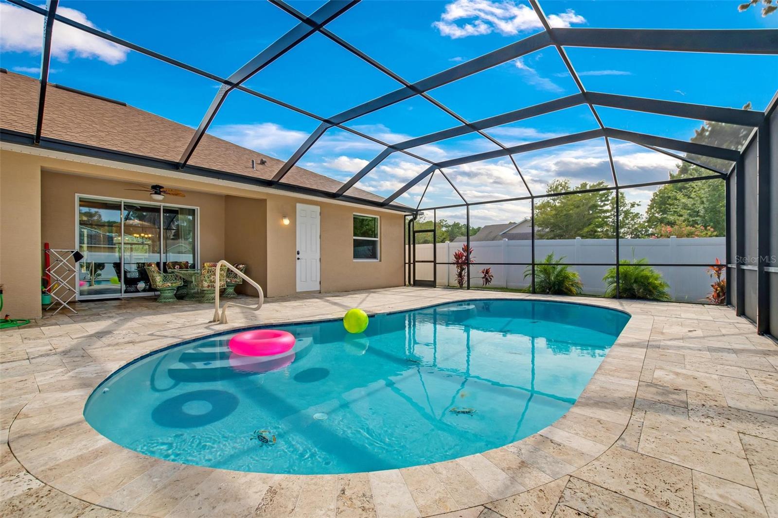 1 WAVERING PL, PALM COAST, FL, 32164