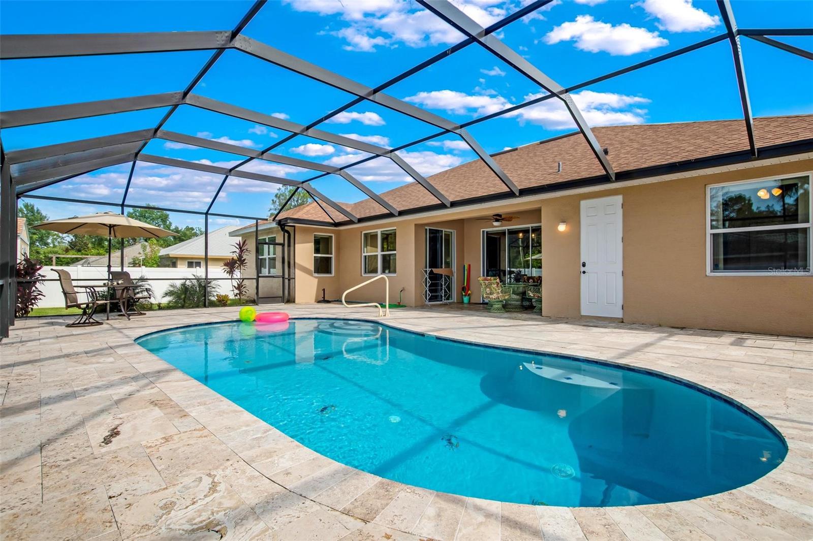 1 WAVERING PL, PALM COAST, FL, 32164