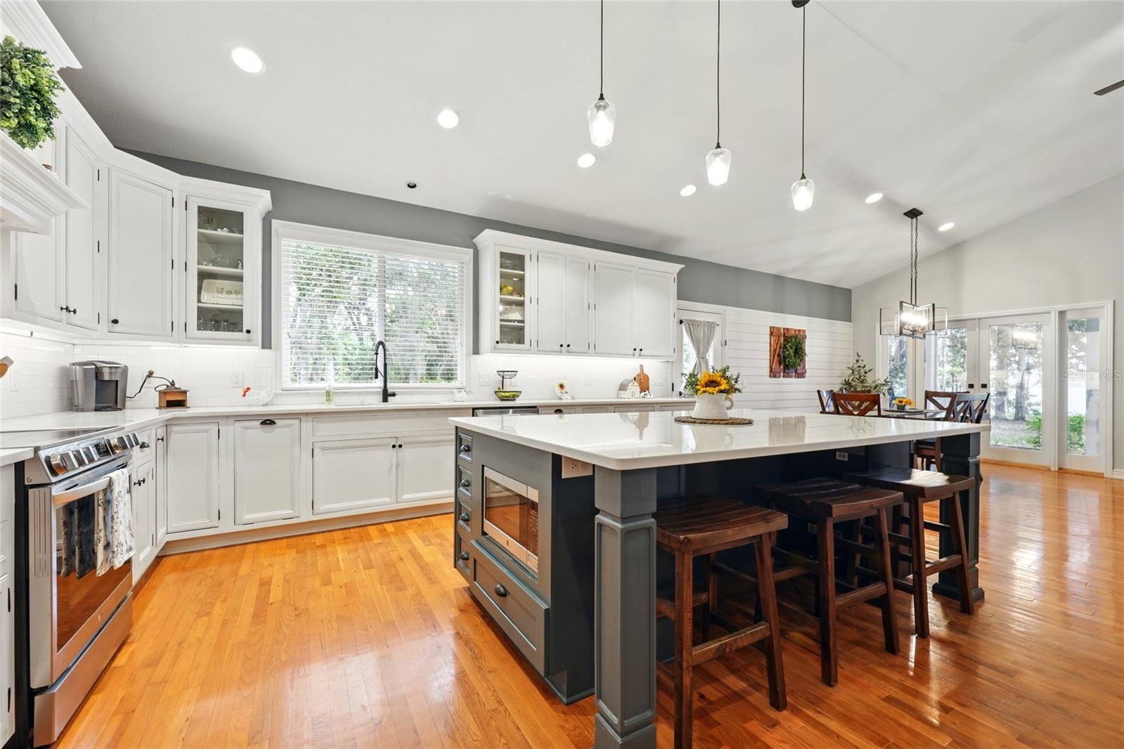 133 FEDERAL POINT RD, EAST PALATKA, FL, 32131