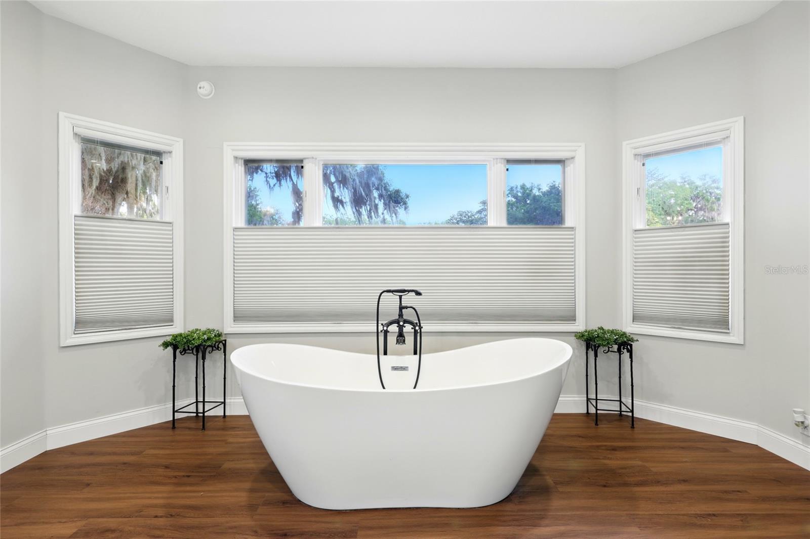 133 FEDERAL POINT RD, EAST PALATKA, FL, 32131