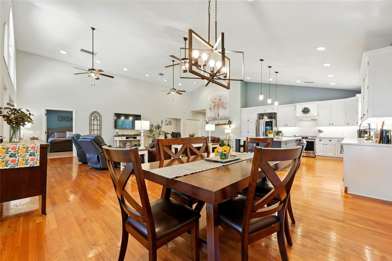 133 FEDERAL POINT RD, EAST PALATKA, FL, 32131