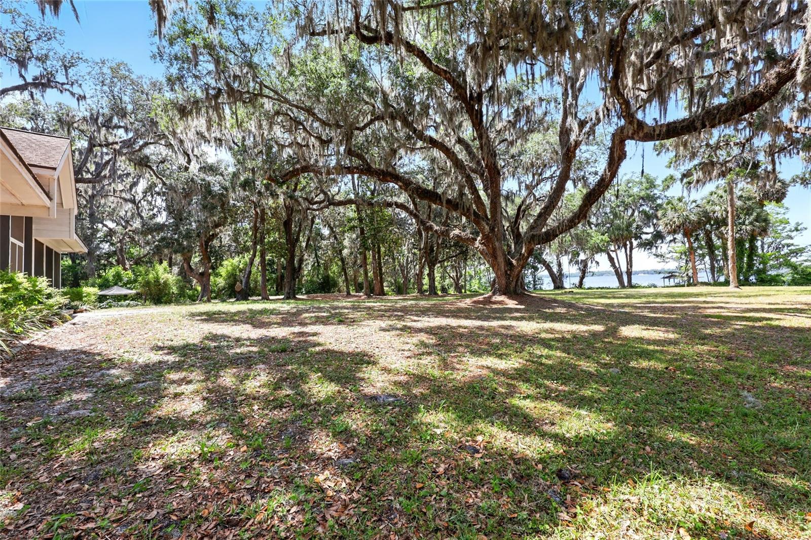 133 FEDERAL POINT RD, EAST PALATKA, FL, 32131