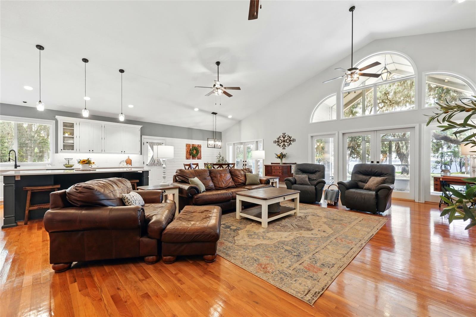 133 FEDERAL POINT RD, EAST PALATKA, FL, 32131